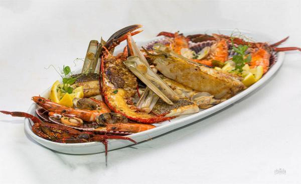 Parrillada de pescados de roca